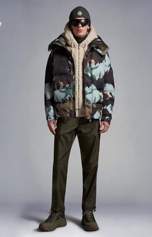 Moncler Geometric Camouflage Hooded Puffer Coat