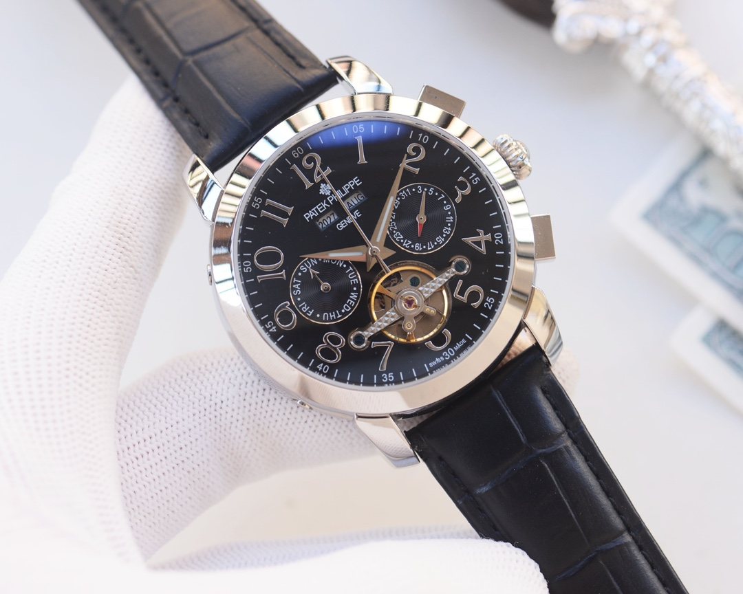 PATEK PHILIPPE Silver Black Dial Strap Watch