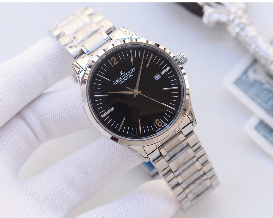 Jaeger-LeCoultre Silver Black Dial Bracelet Watch