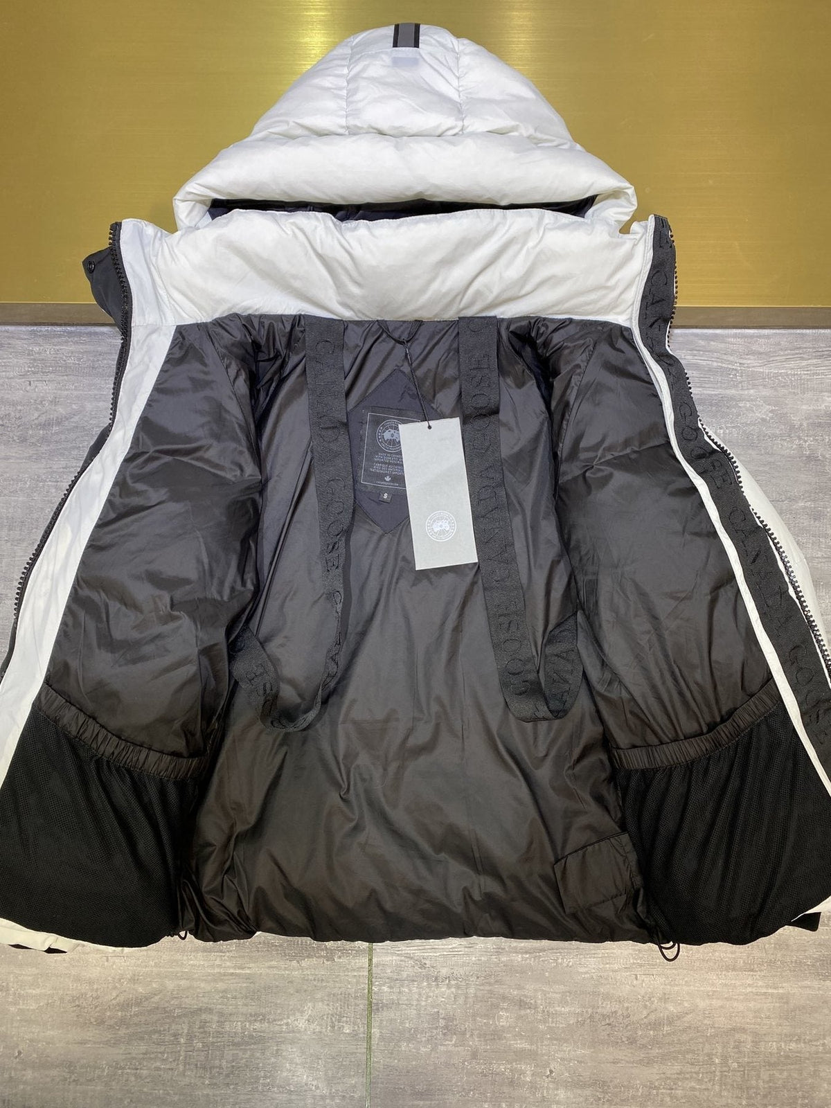 Canada Goose Light Grey Hooded Puffer Jacket