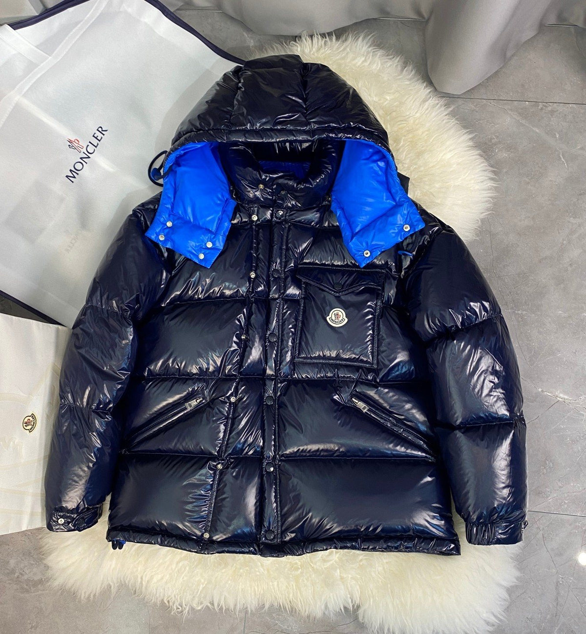 Moncler Glossy Convertible Puffer Coat