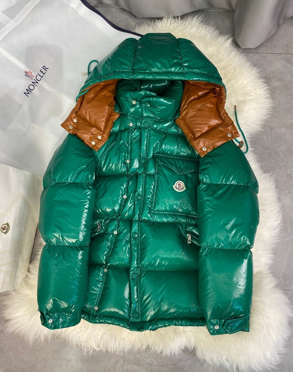 Moncler Glossy Convertible Puffer Coat