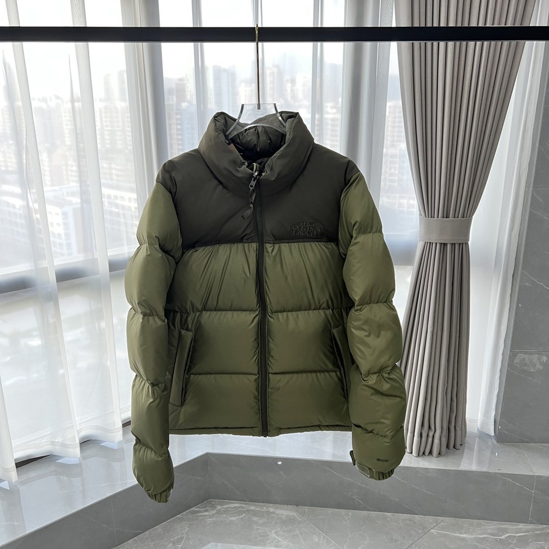 The North Face Color-Block Logo Puffer Jacket