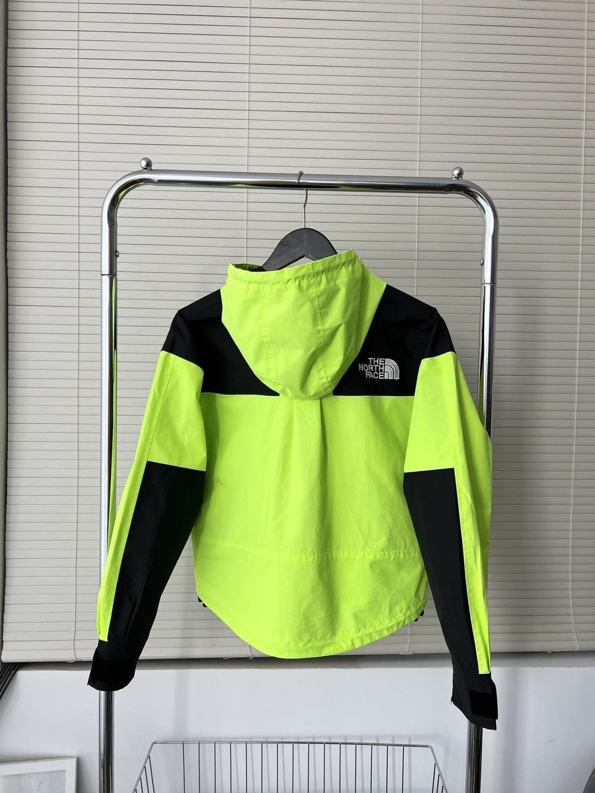 The North Face Women’s Short Hooded Jacket