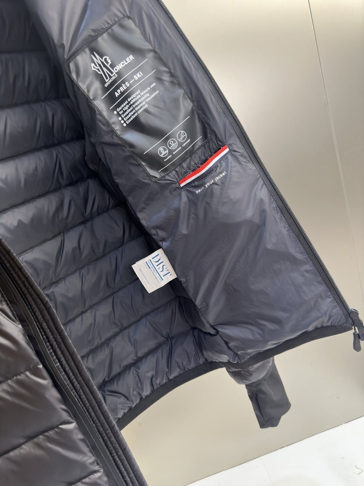Moncler Black Quilted Zip-Front Puffer Coat