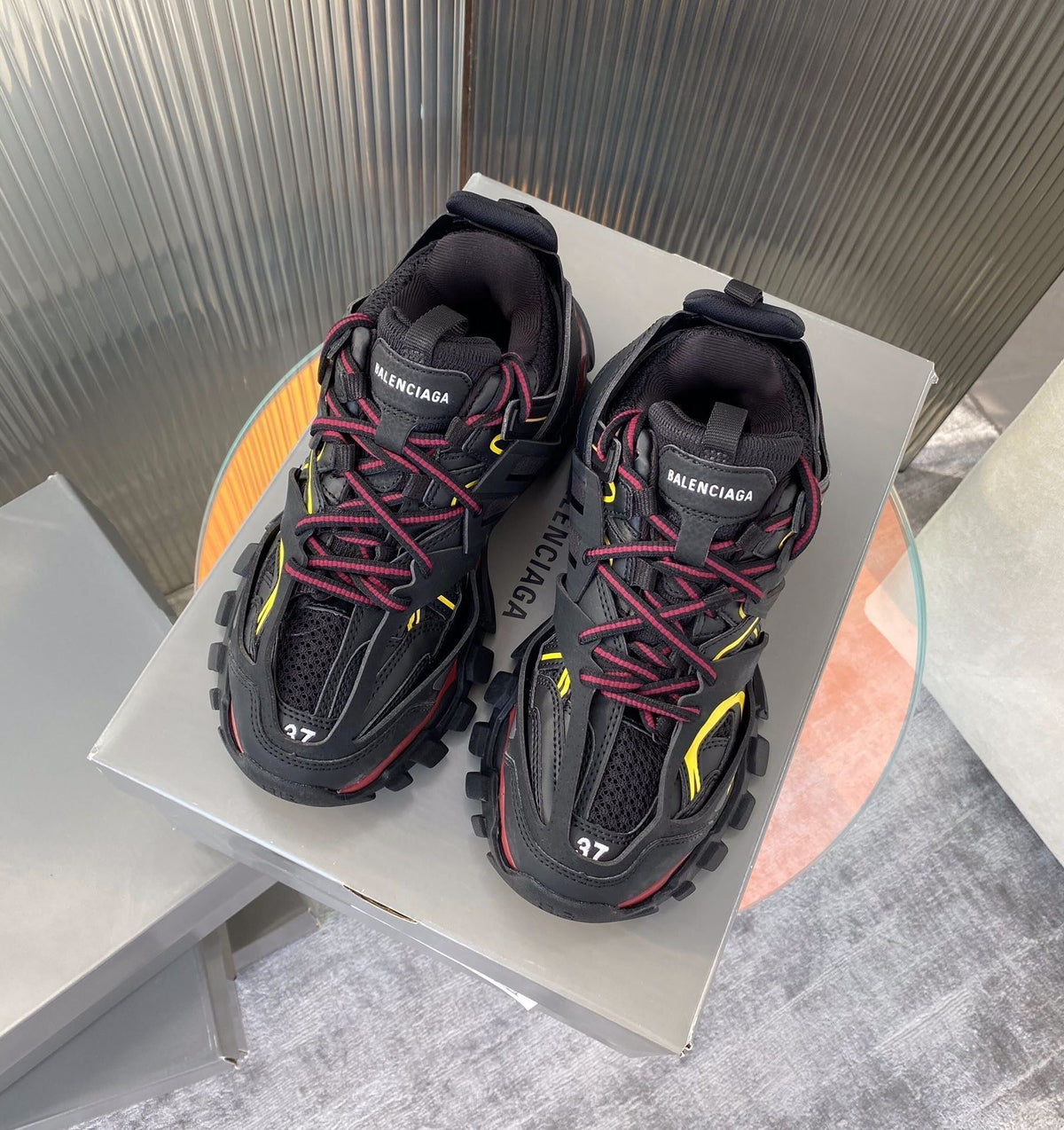 BLCG Sneakers
