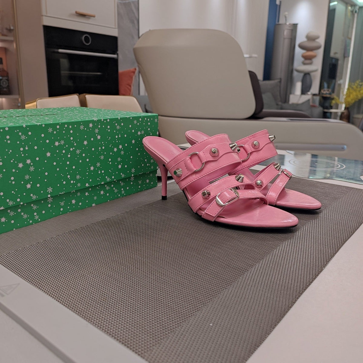 STRAPPY HIGH-HEELED SANDALS IN WEWAK PINK STUDDED WAX-OIL SHEEPSKIN