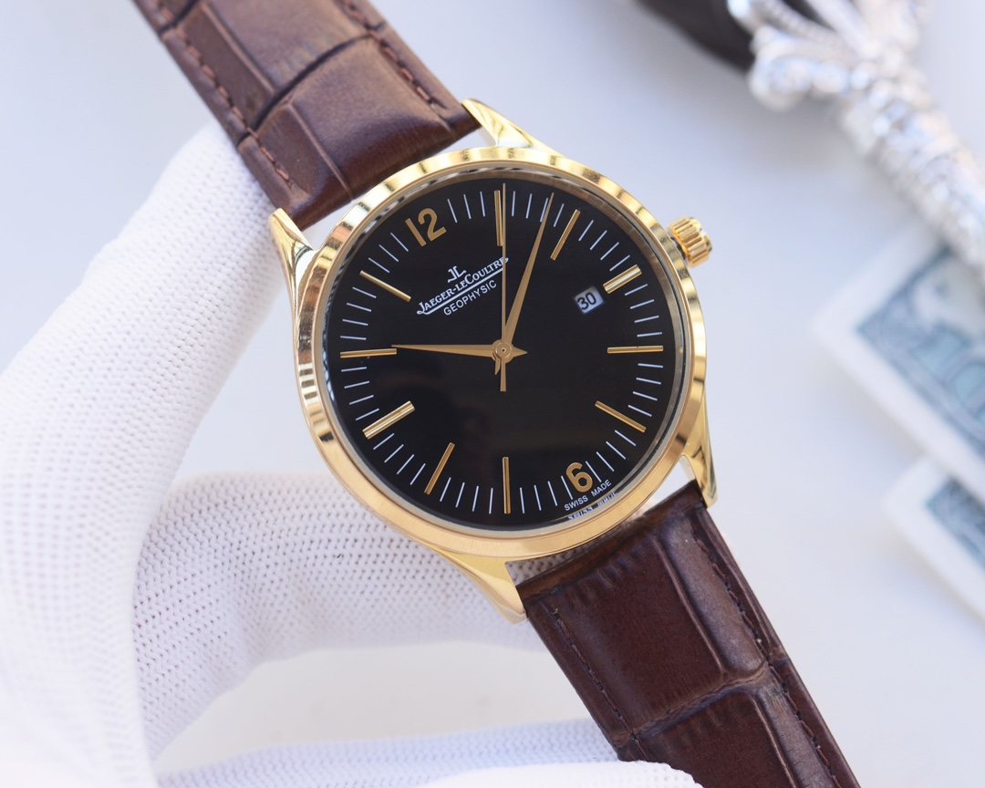 Jaeger-LeCoultre Gold Brown Black Dial Strap Watch