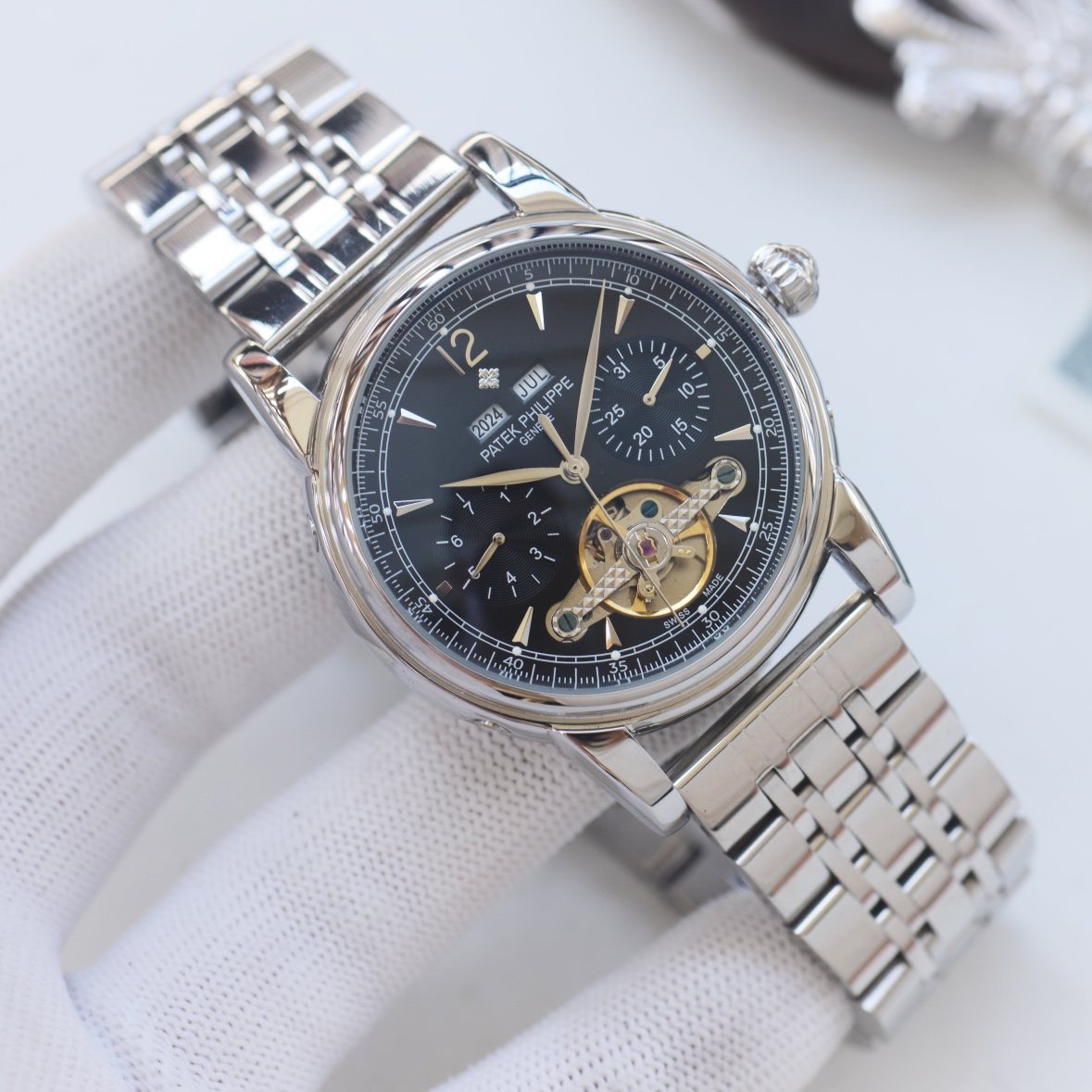 PATEK PHILIPPE Silver Black Dial Bracelet Watch